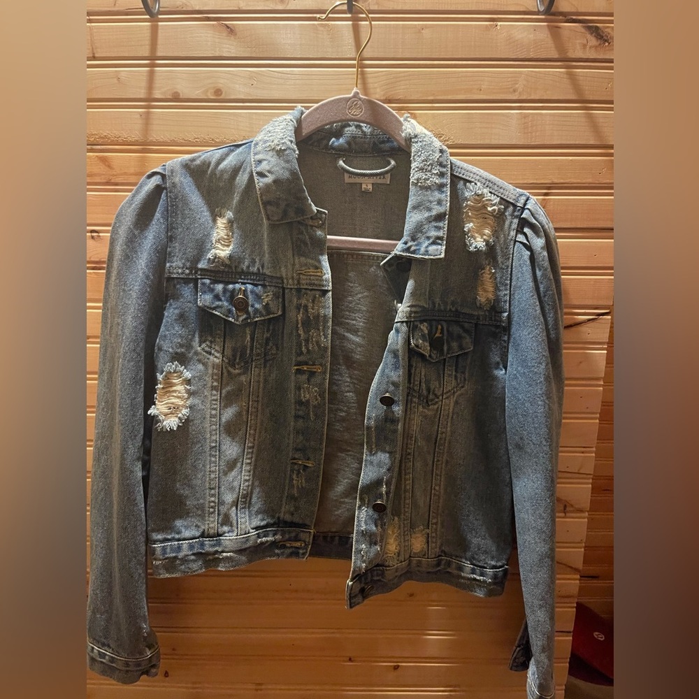 Worn once! Jean jacket - size small